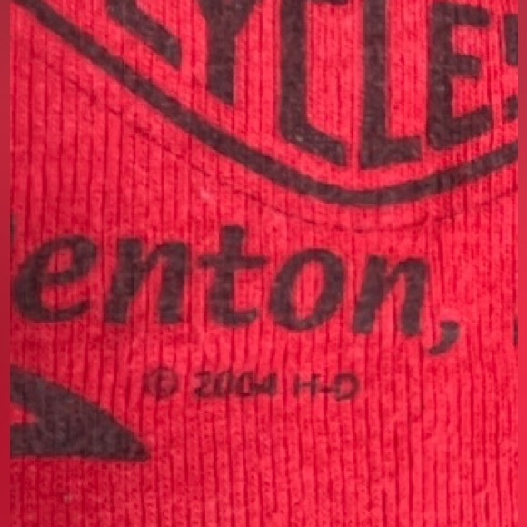 Vintage 2004 Women’s Harley Davidson Red Tee - Picture 5 of 6